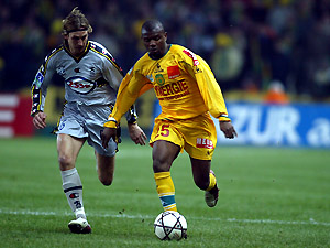 25 Jean-Hugues Bilayi-Ateba